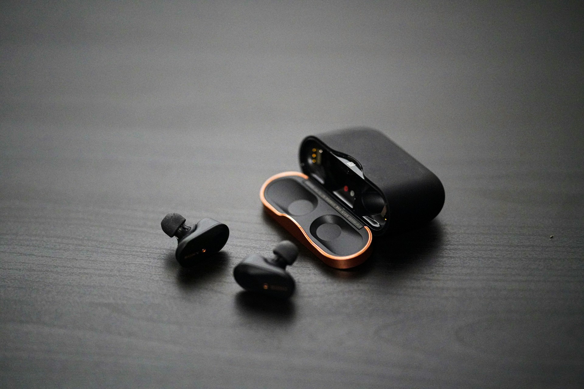 Wireless Earbuds Lose Battery Fast. Here's the Reason.