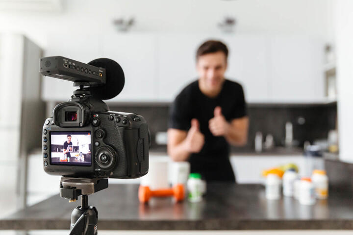 Why Niche Channels Often Earn More Than Big Ones